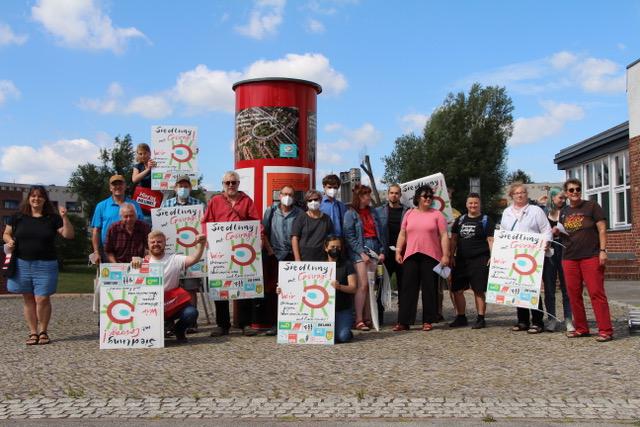 Gruppenfoto der beteiligten Personen