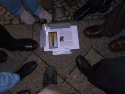Foto des Stolpersteins R. Peter